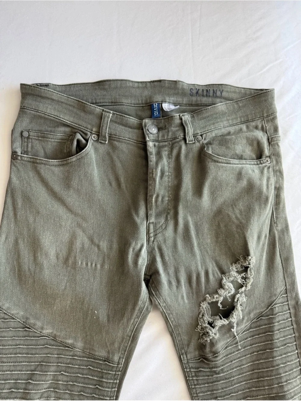 H&M Divided Jeans Men's 32/32 Dark Green Skinny Fit Denim Distressed EUC